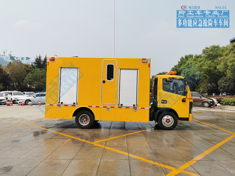 東風(fēng)小多利卡救險(xiǎn)車(chē)1000-2000m3/h