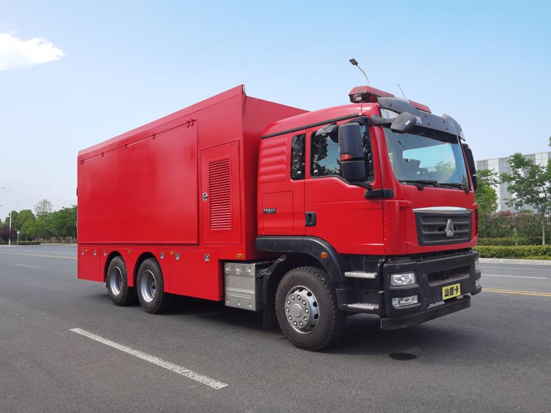 汕德卡器材裝備車(chē)