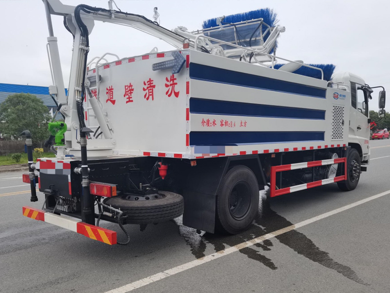 東風(fēng)天錦隧道清洗車