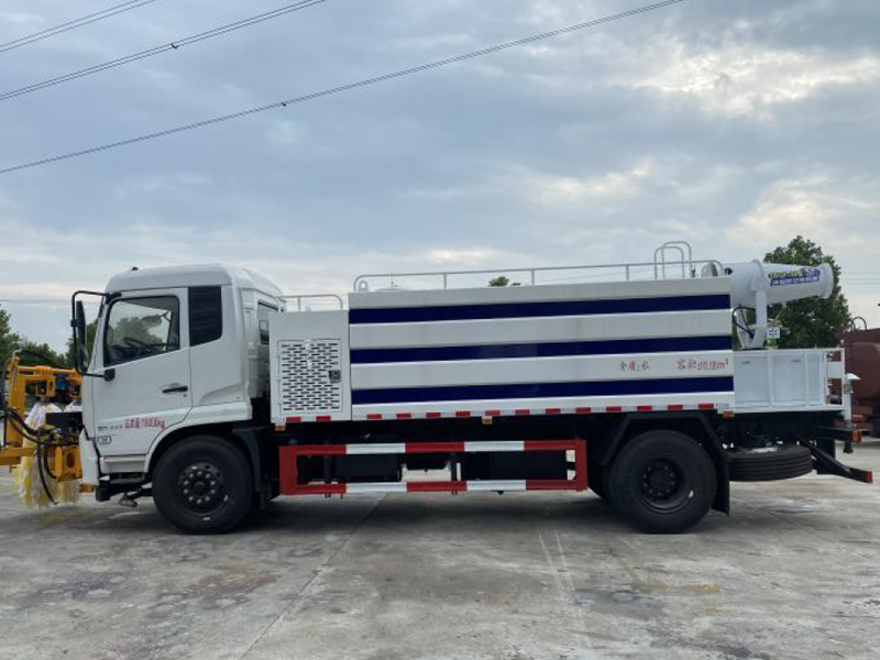 方罐-東風天錦城市清洗車