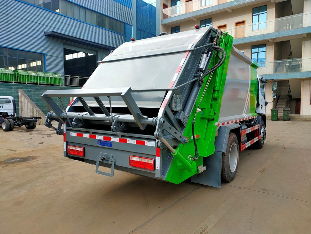 東風多利卡10方壓縮垃圾車