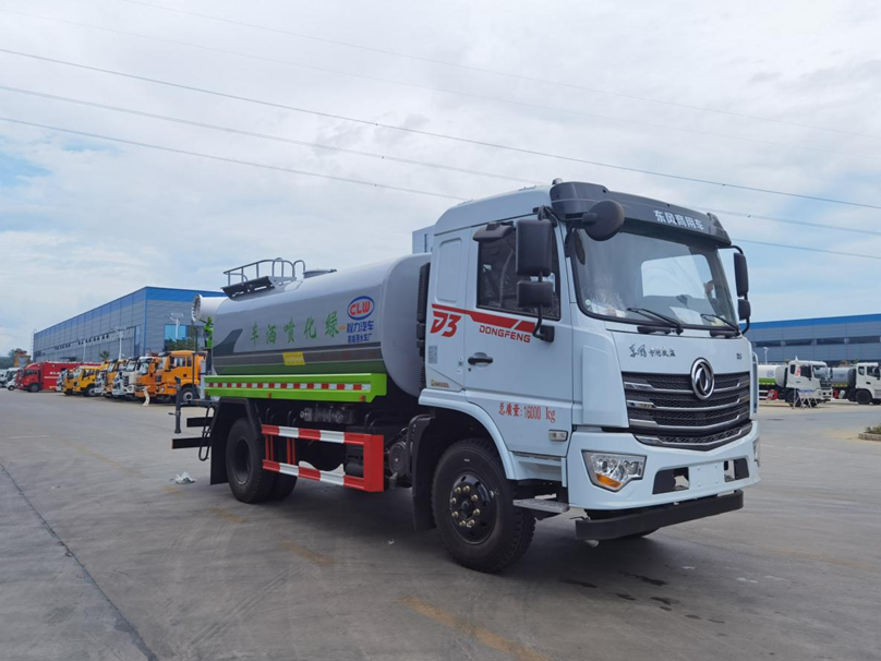 東風專底系列11.9方綠化噴灑車