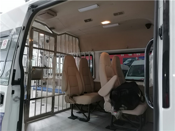 福特新時代囚車